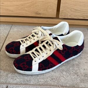 Gucci Black and Red GG Stripe Low-Top Sneakers